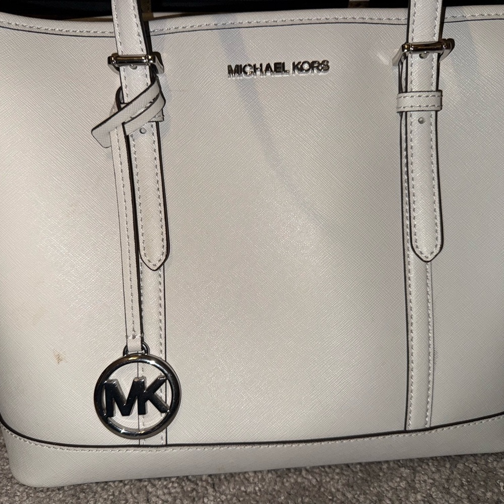 Michael Kors Cream Tote Bag - Picture 2 of 5